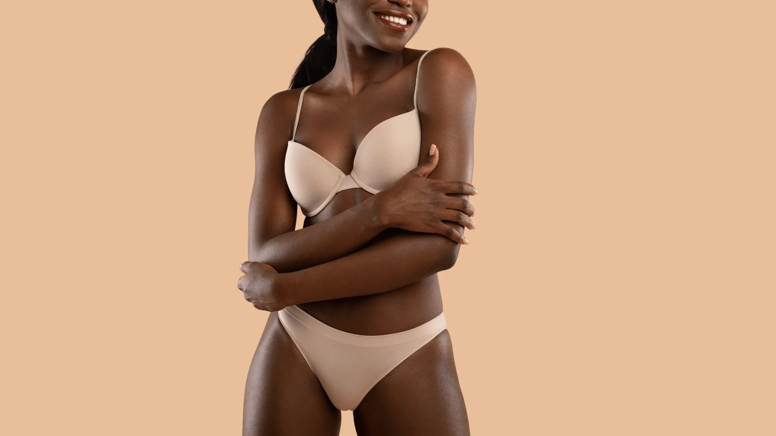 Lipomodelage des seins à Saint-Tropez - Dr Stéphane Raoult chirurgien esthétique